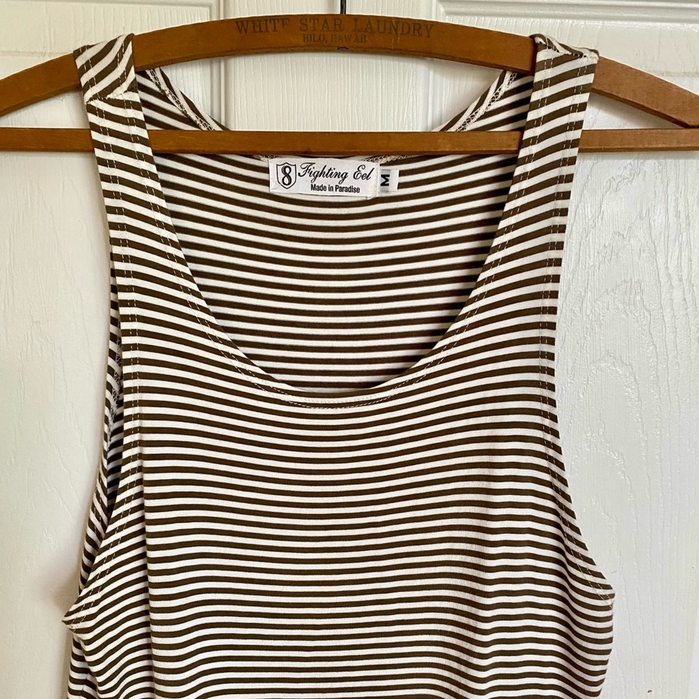 Fighting Eel tank dress with pockets. Color: white & green. Size: M